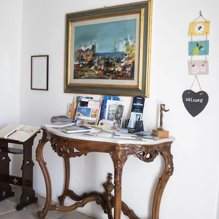 Il Palazzotto Πανσιόν *